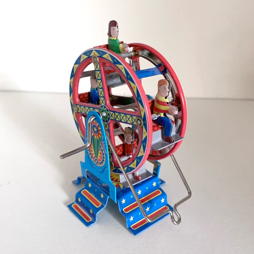 Vintage Tin Ferris wheel - Picture 1 of 12